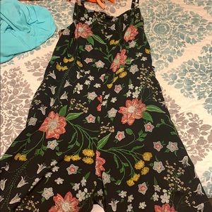 Floral pants suit
